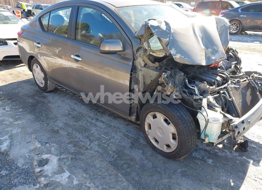 2012 Nissan Versa 1.6 SV (VIN 3N1CN7AP2CL847292) main photo