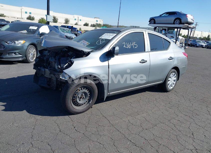 Photo 2 of 2013 Nissan Versa 1.6 S+ (VIN 3N1CN7AP2DL856219)