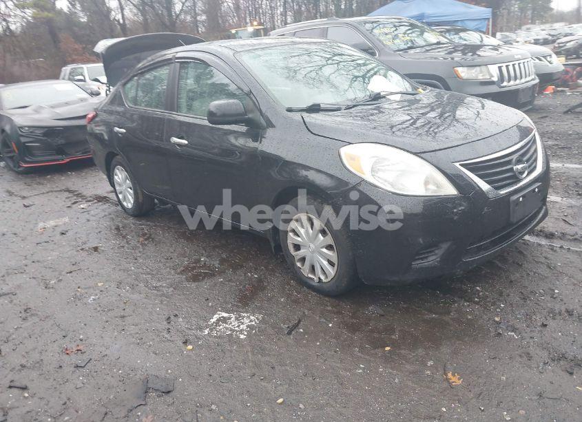 2013 Nissan Versa 1.6 SV (VIN 3N1CN7AP2DL866653) main photo