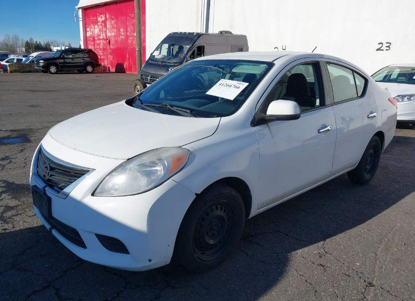 Photo 2 of 2013 Nissan Versa 1.6 SV (VIN 3N1CN7AP2DL881430)