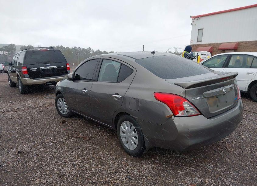 Photo 3 of 2013 Nissan Versa 1.6 SV (VIN 3N1CN7AP2DL883744)
