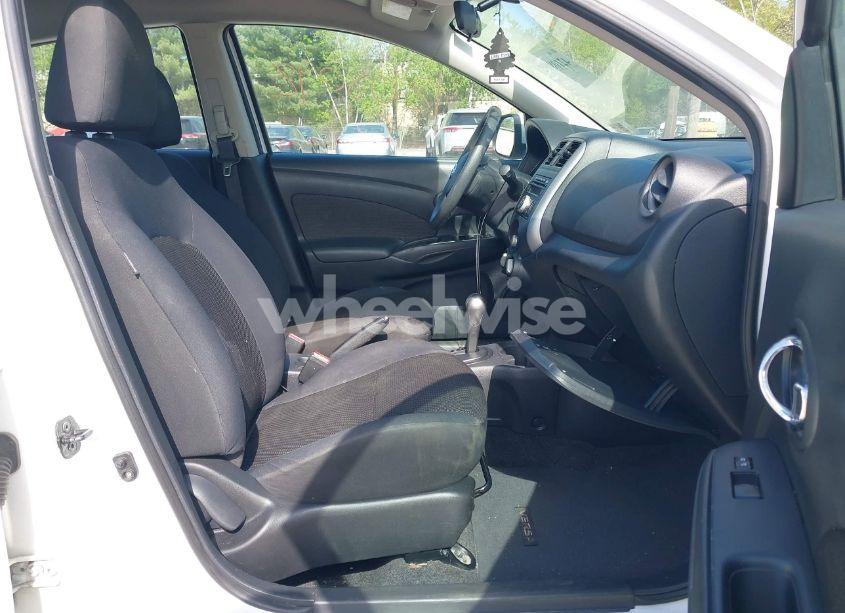 Photo 5 of 2013 Nissan Versa 1.6 SL (VIN 3N1CN7AP2DL884635)