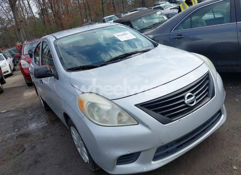 2013 Nissan Versa 1.6 S+ (VIN 3N1CN7AP2DL888278) main photo