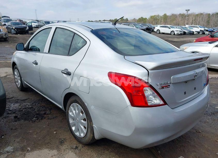 Photo 3 of 2013 Nissan Versa 1.6 S+ (VIN 3N1CN7AP2DL888278)