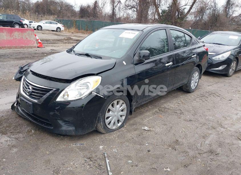 Photo 2 of 2013 Nissan Versa 1.6 SV (VIN 3N1CN7AP2DL889656)