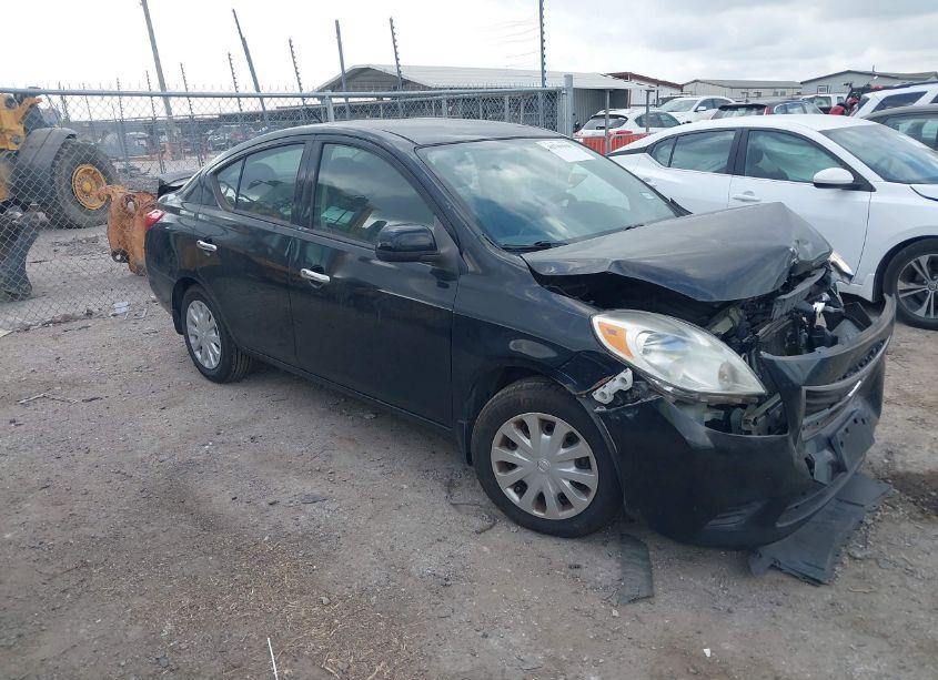 2014 Nissan Versa 1.6 SV (VIN 3N1CN7AP2EK465613) main photo