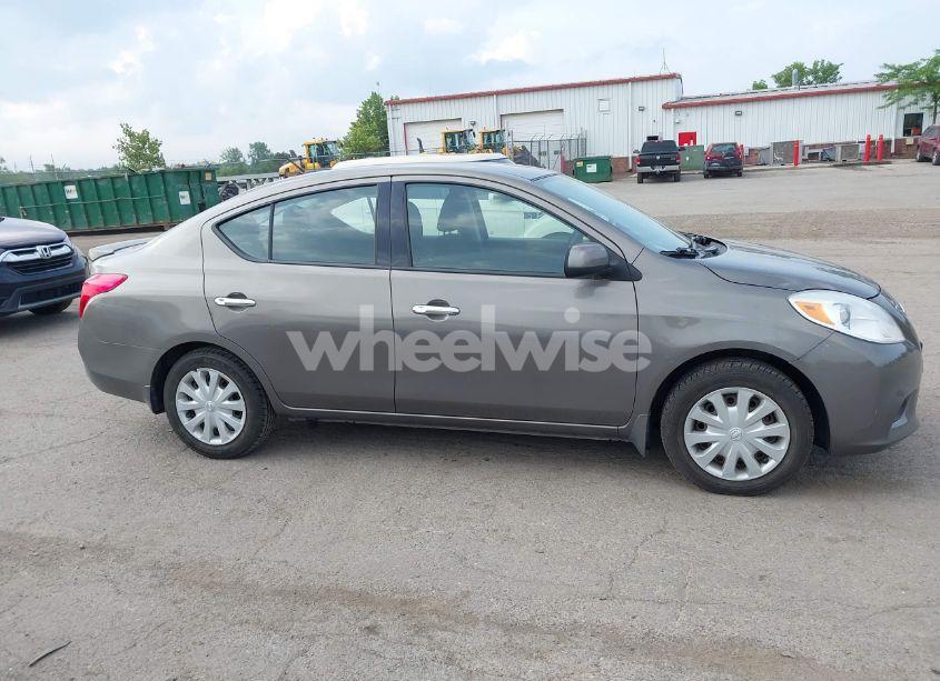 Photo 13 of 2014 Nissan Versa 1.6 SV (VIN 3N1CN7AP2EL816577)
