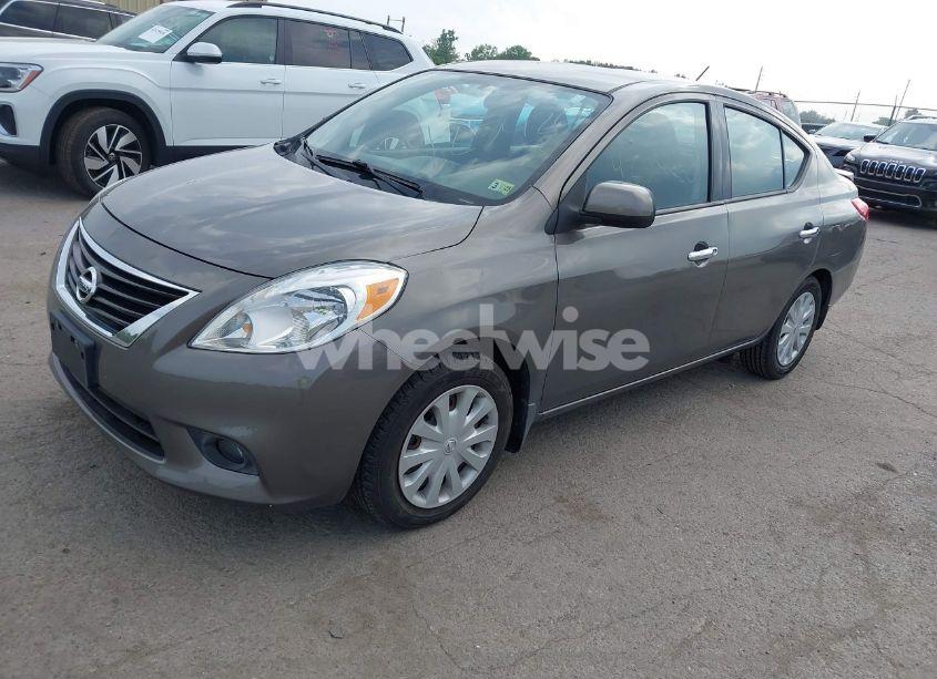 Photo 2 of 2014 Nissan Versa 1.6 SV (VIN 3N1CN7AP2EL816577)