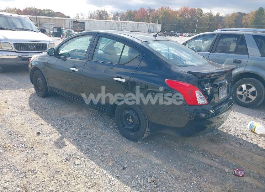 Photo 3 of 2014 Nissan Versa 1.6 SV (VIN 3N1CN7AP2EL827711)