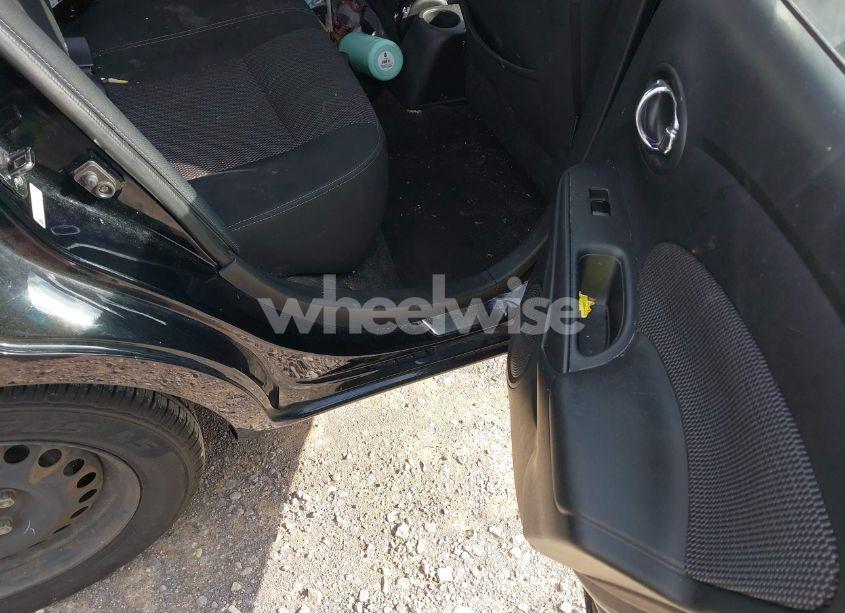 Photo 8 of 2014 Nissan Versa 1.6 SV (VIN 3N1CN7AP2EL827711)