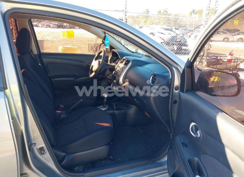 Photo 5 of 2014 Nissan Versa 1.6 SV (VIN 3N1CN7AP2EL838899)