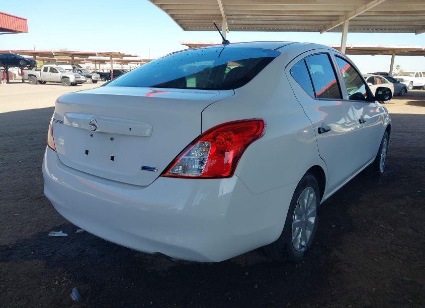 Photo 4 of 2014 Nissan Versa 1.6 S (VIN 3N1CN7AP2EL839809)