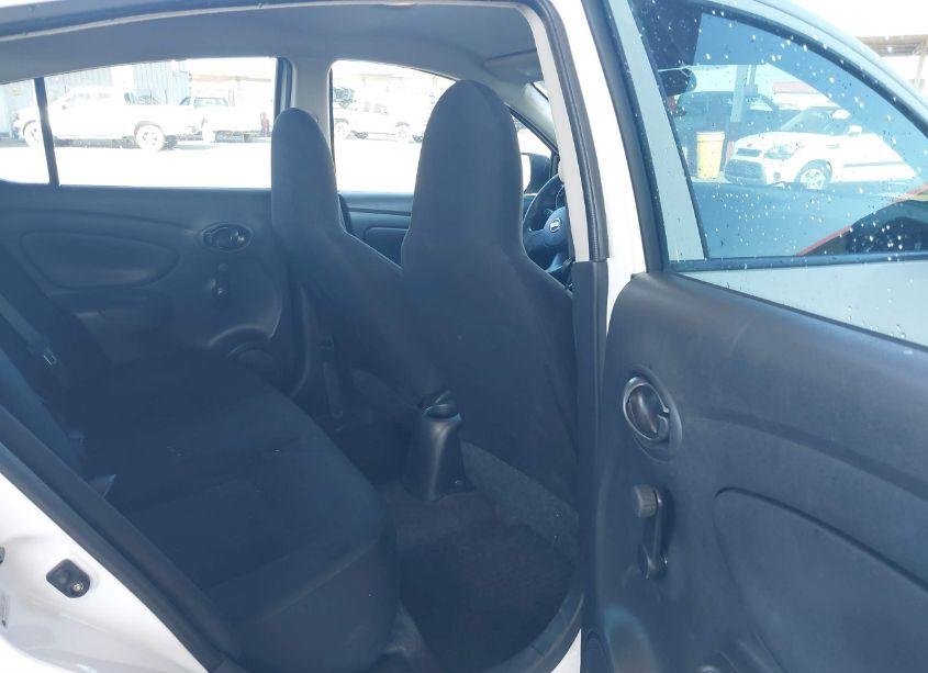 Photo 8 of 2014 Nissan Versa 1.6 S (VIN 3N1CN7AP2EL839809)