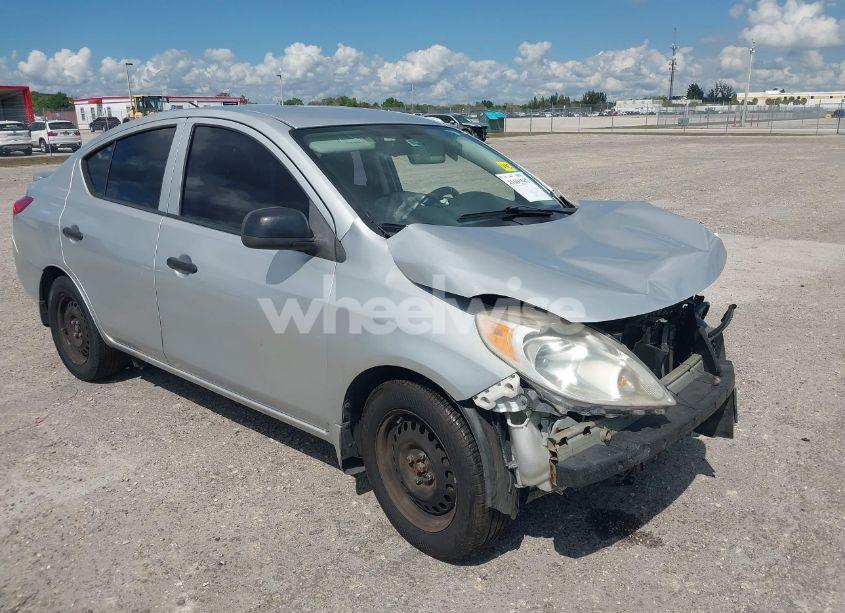 2014 Nissan Versa 1.6 S+ (VIN 3N1CN7AP2EL876102) main photo