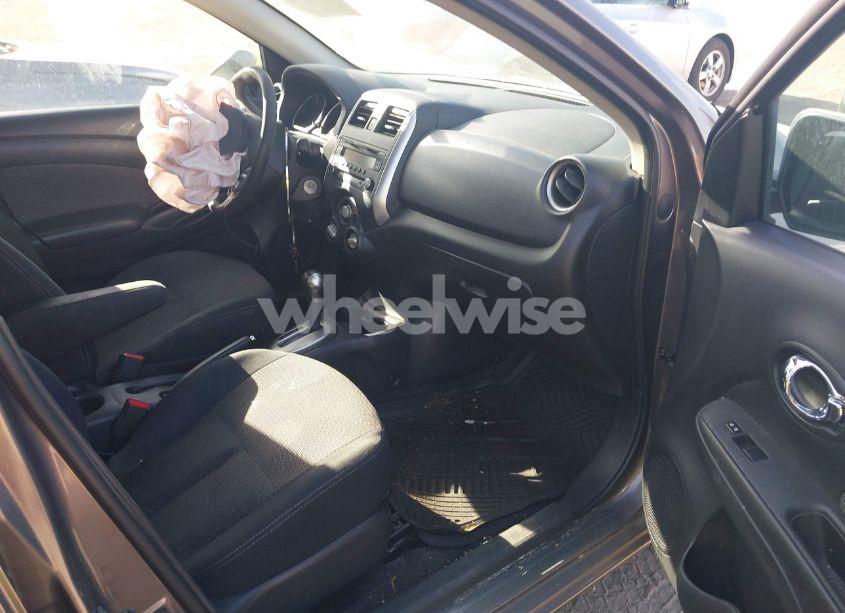 Photo 5 of 2014 Nissan Versa 1.6 SV (VIN 3N1CN7AP2EL877539)