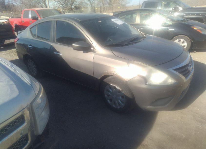 2015 Nissan Versa 1.6 S/1.6 S+/1.6 SL/1.6 SV (VIN 3N1CN7AP2FL815477) main photo