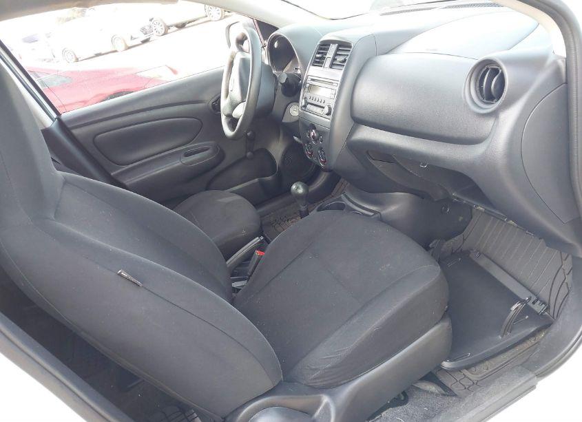 Photo 5 of 2015 Nissan Versa (VIN 3N1CN7AP2FL817245)