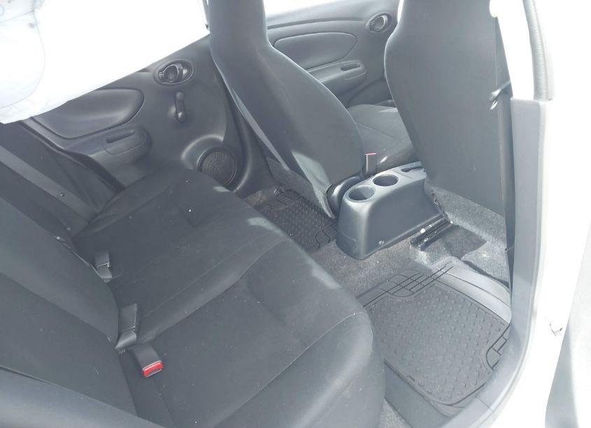 Photo 8 of 2015 Nissan Versa (VIN 3N1CN7AP2FL817245)