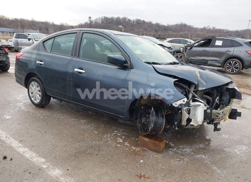 2015 Nissan Versa 1.6 S/1.6 S+/1.6 SL/1.6 SV (VIN 3N1CN7AP2FL838239) main photo