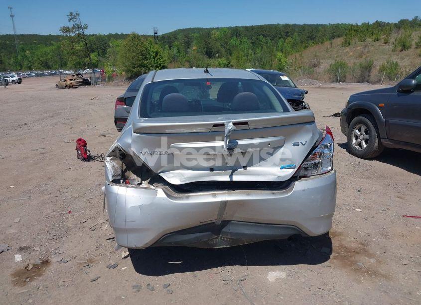 Photo 6 of 2015 Nissan Versa 1.6 S/1.6 S+/1.6 SL/1.6 SV (VIN 3N1CN7AP2FL841707)