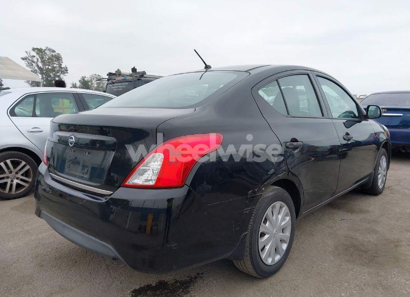 Photo 4 of 2015 Nissan Versa 1.6 S (VIN 3N1CN7AP2FL845918)