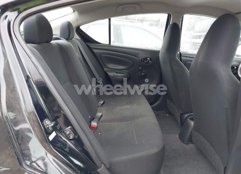 Photo 8 of 2015 Nissan Versa 1.6 S (VIN 3N1CN7AP2FL845918)
