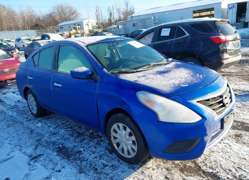 2015 Nissan Versa 1.6 S/1.6 S+/1.6 SL/1.6 SV (VIN 3N1CN7AP2FL850410) main photo