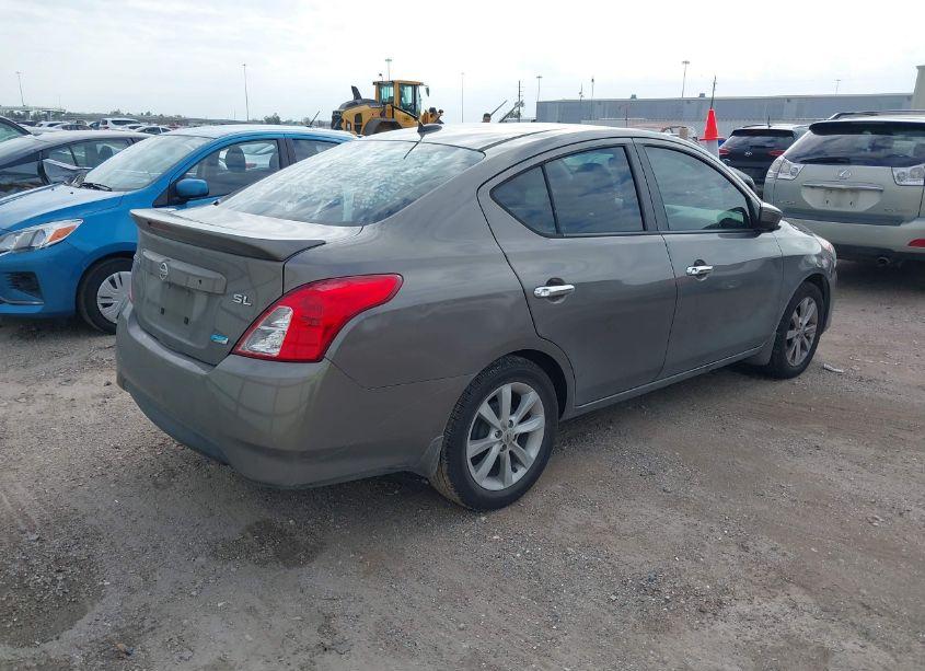 Photo 4 of 2015 Nissan Versa 1.6 SL (VIN 3N1CN7AP2FL864114)
