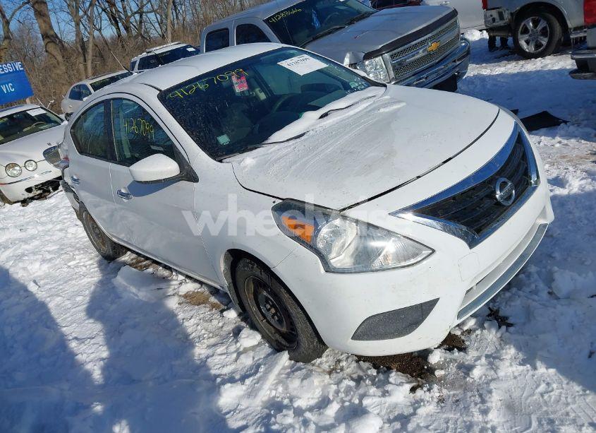 2015 Nissan Versa 1.6 S/1.6 S+/1.6 SL/1.6 SV (VIN 3N1CN7AP2FL890275) main photo