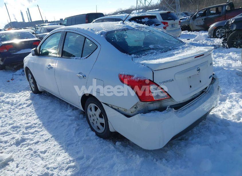 Photo 3 of 2015 Nissan Versa 1.6 S/1.6 S+/1.6 SL/1.6 SV (VIN 3N1CN7AP2FL890275)