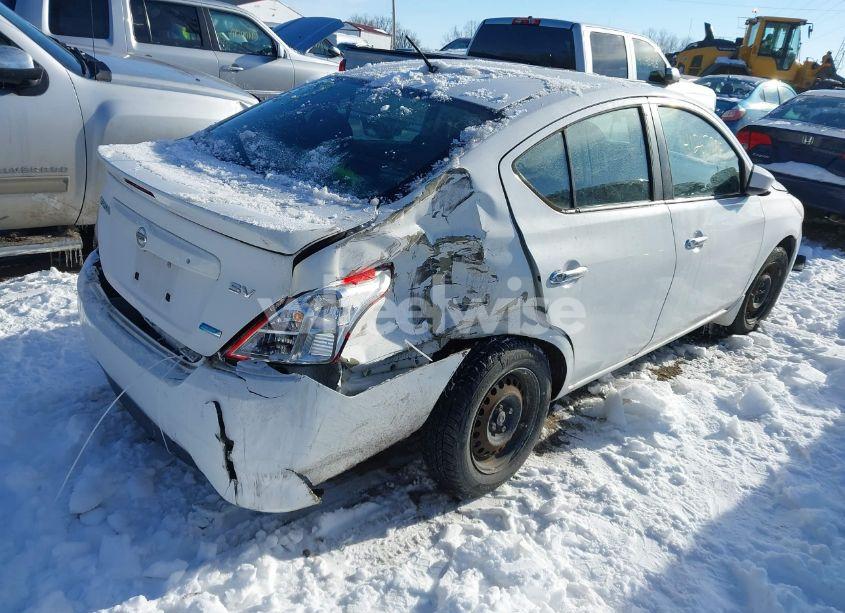 Photo 4 of 2015 Nissan Versa 1.6 S/1.6 S+/1.6 SL/1.6 SV (VIN 3N1CN7AP2FL890275)