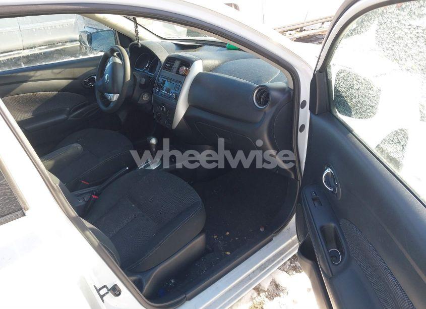 Photo 5 of 2015 Nissan Versa 1.6 S/1.6 S+/1.6 SL/1.6 SV (VIN 3N1CN7AP2FL890275)