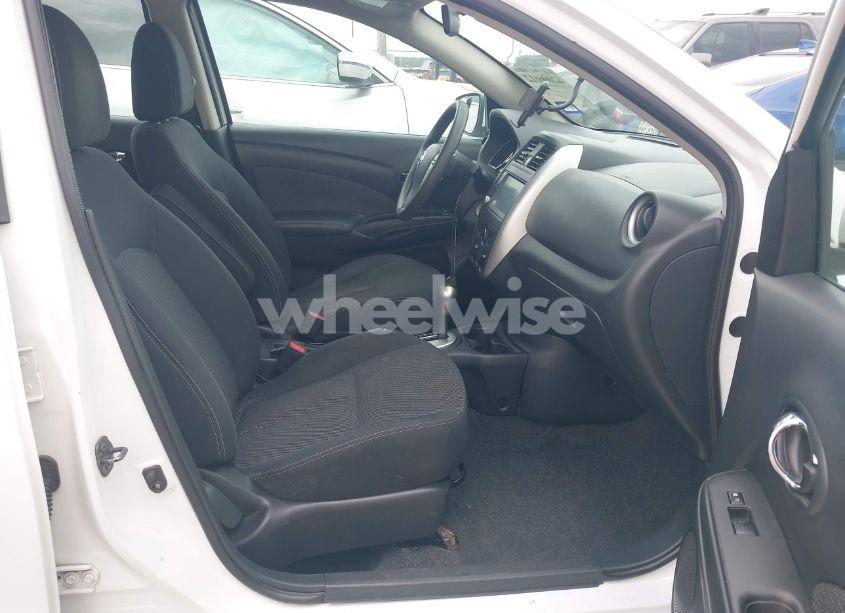 Photo 5 of 2015 Nissan Versa 1.6 S/1.6 S+/1.6 SL/1.6 SV (VIN 3N1CN7AP2FL908371)