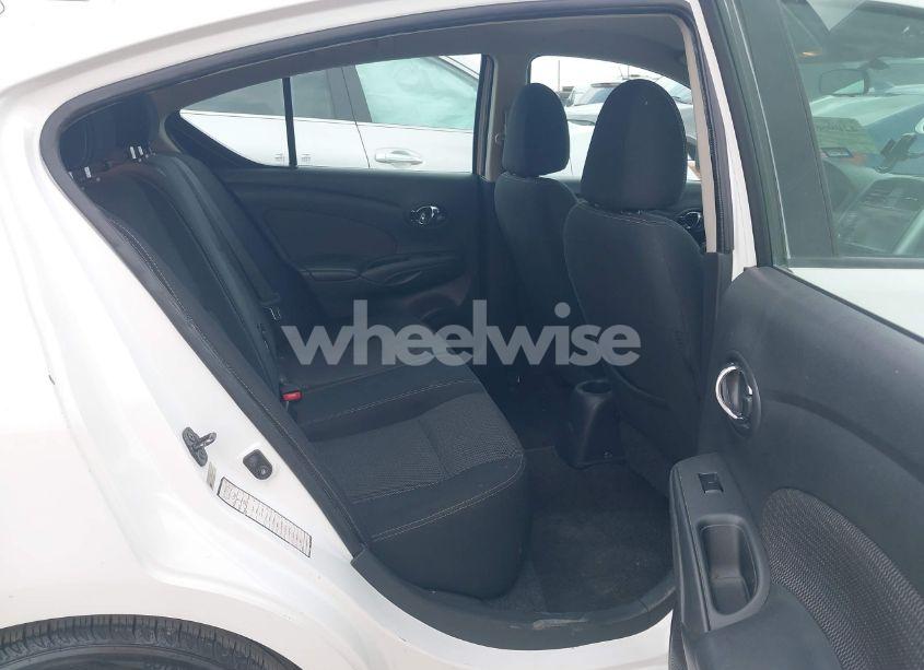 Photo 8 of 2015 Nissan Versa 1.6 S/1.6 S+/1.6 SL/1.6 SV (VIN 3N1CN7AP2FL908371)