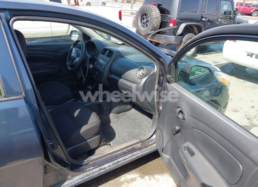 Photo 5 of 2015 Nissan Versa 1.6 S+ (VIN 3N1CN7AP2FL928118)