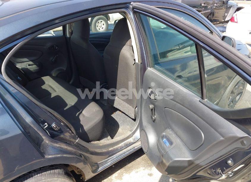 Photo 8 of 2015 Nissan Versa 1.6 S+ (VIN 3N1CN7AP2FL928118)