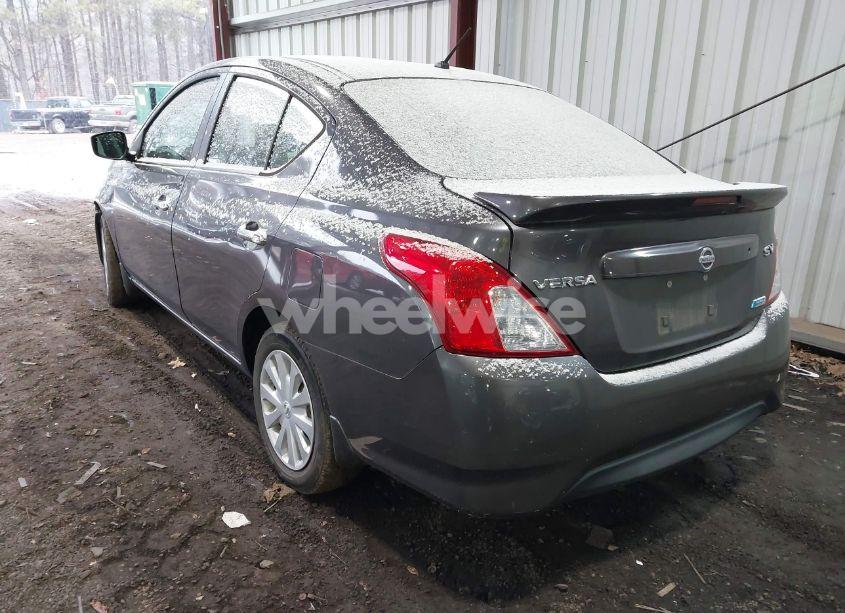 Photo 3 of 2015 Nissan Versa 1.6 SV (VIN 3N1CN7AP2FL929267)