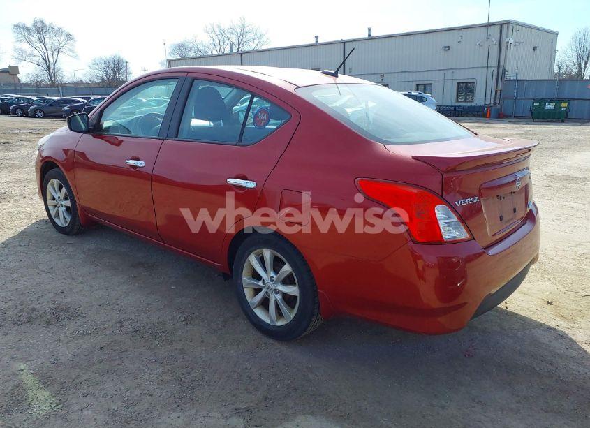 Photo 3 of 2015 Nissan Versa 1.6 SL (VIN 3N1CN7AP2FL933190)