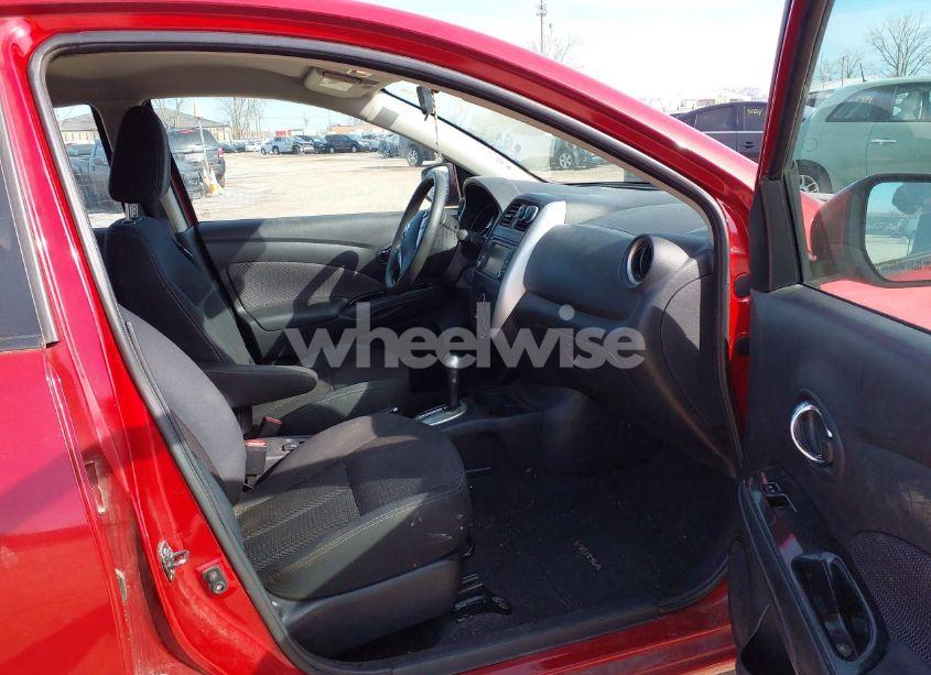 Photo 5 of 2015 Nissan Versa 1.6 SL (VIN 3N1CN7AP2FL933190)