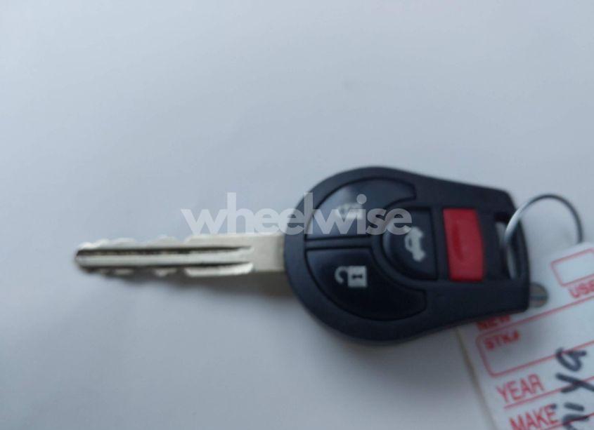 Photo 11 of 2015 Nissan Versa 1.6 SV (VIN 3N1CN7AP2FL957991)