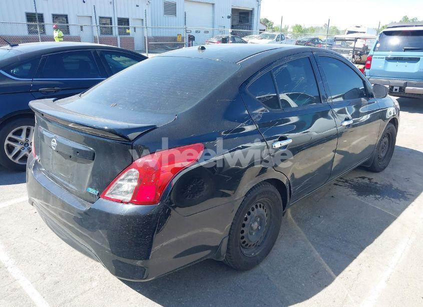 Photo 4 of 2015 Nissan Versa 1.6 SV (VIN 3N1CN7AP2FL957991)
