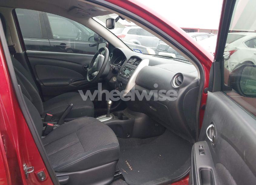 Photo 5 of 2016 Nissan Versa 1.6 S/1.6 S+/1.6 SL/1.6 SV (VIN 3N1CN7AP2GL810751)