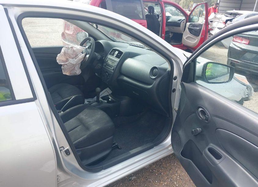 Photo 5 of 2016 Nissan Versa 1.6 S (VIN 3N1CN7AP2GL829042)