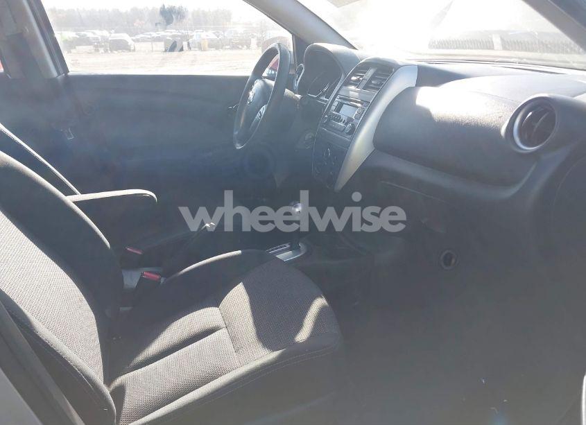 Photo 5 of 2016 Nissan Versa 1.6 S/1.6 S+/1.6 SL/1.6 SV (VIN 3N1CN7AP2GL830577)