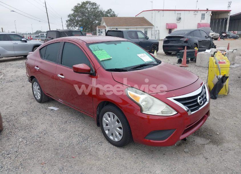 2016 Nissan Versa 1.6 SV (VIN 3N1CN7AP2GL874059) main photo