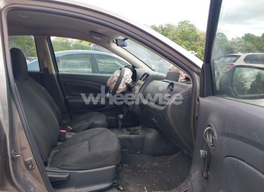 Photo 5 of 2016 Nissan Versa 1.6 S+ (VIN 3N1CN7AP2GL874174)