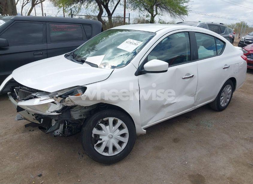 Photo 2 of 2016 Nissan Versa 1.6 S/1.6 S+/1.6 SL/1.6 SV (VIN 3N1CN7AP2GL887121)