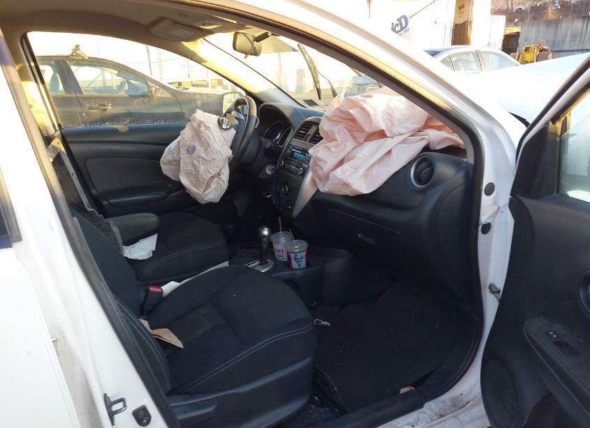 Photo 5 of 2016 Nissan Versa 1.6 SV (VIN 3N1CN7AP2GL907853)