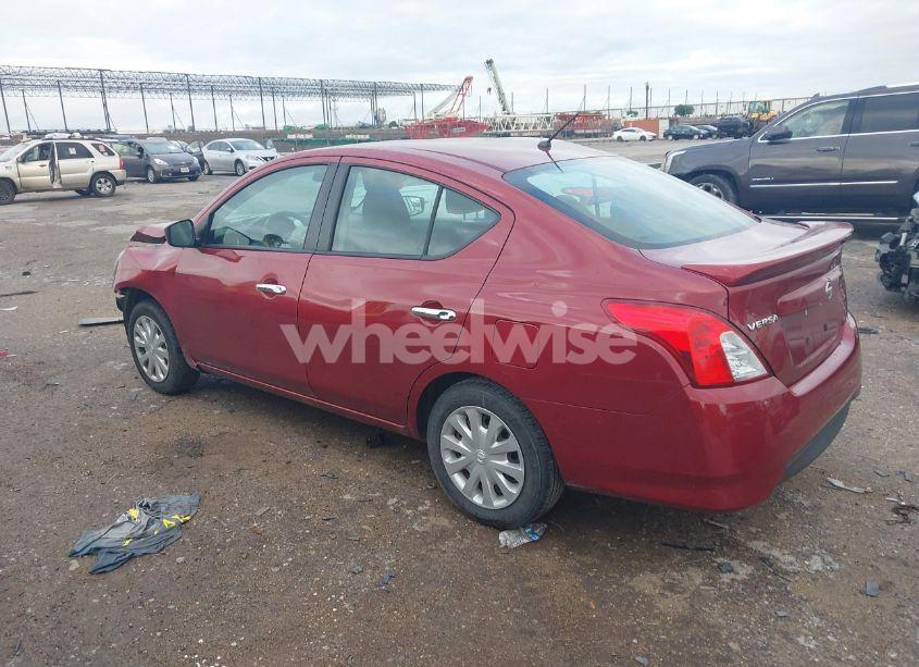 Photo 3 of 2017 Nissan Versa 1.6 SV (VIN 3N1CN7AP2HK463994)