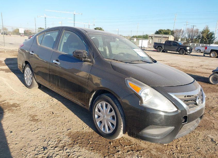 2017 Nissan Versa 1.6 SV (VIN 3N1CN7AP2HL828376) main photo